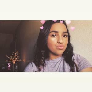 Meet your Posher, Alyssa